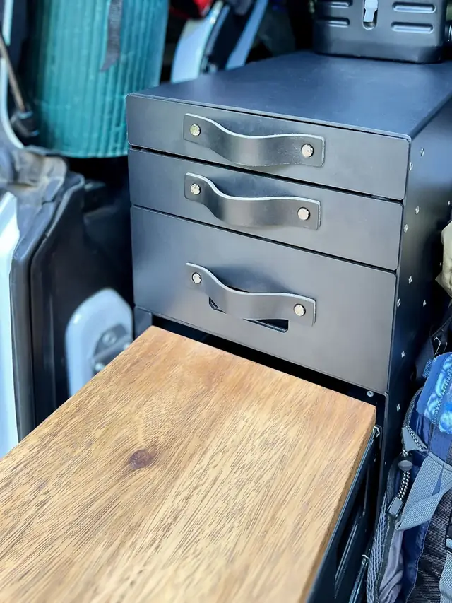 Emmer kitchen drawers in a car trunk